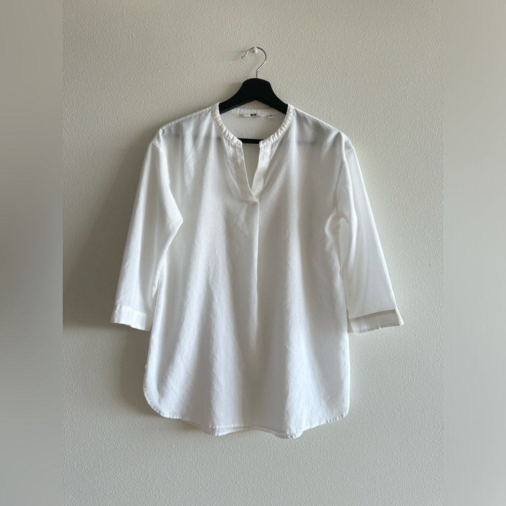 Uniqlo - Quarter Sleeve Blouse in White XS